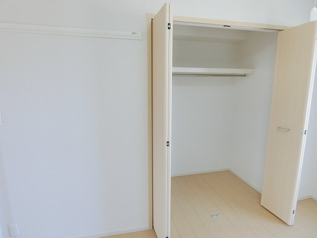 ノイモダンの収納|大きなものも収納できそうです