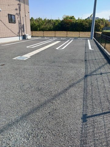 ジプソフィルの駐車場|車をお持ちの方に嬉しい駐車場付きの物件です