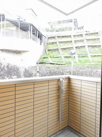 ドゥ　プラシードのバルコニー|お洗濯にも便利なバルコニー付き