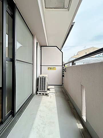 サルム上社のバルコニー|バルコニーがあります