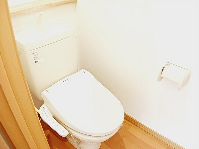 プラシードＫⅤのトイレ|清潔感のあるトイレです