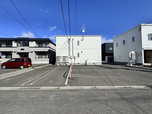 カーサ　ビアンカの駐車場|駐車場完備です