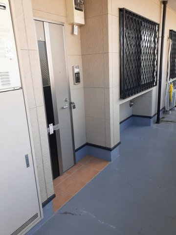 パティーナのエントランス|落ち着いたエントランスです