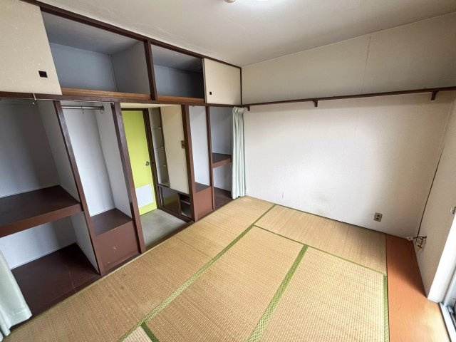SB042 クロス東松山1の収納|便利な収納スペースです