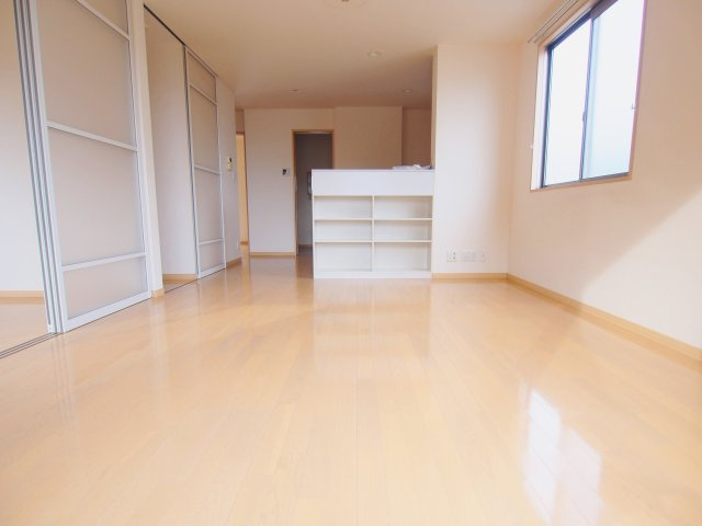 カーサ　ソレイユの居間・リビング