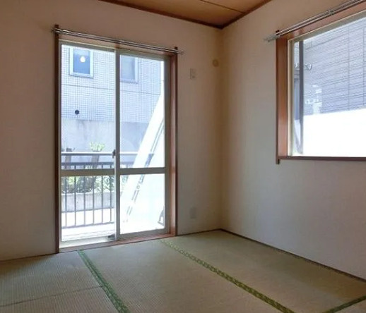 エクセルワタナベの寝室|※同建物別号室