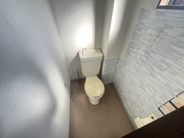 宇山ビルのトイレ|シンプルで使いやすいトイレです