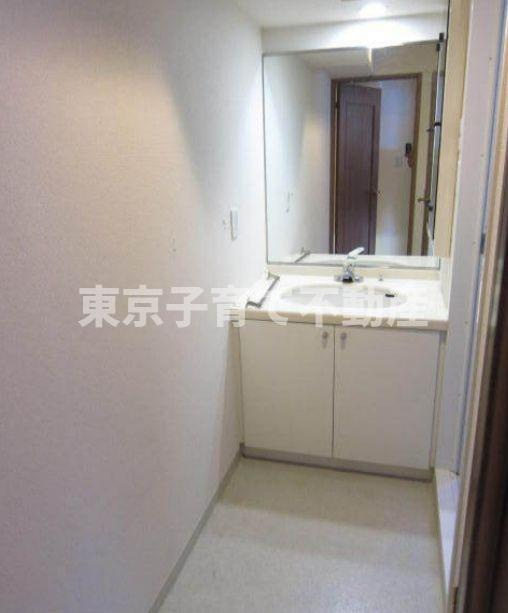Ｃｒｅｓｔ本郷の洗面所
