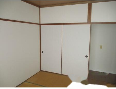 秋葉コーポの和室