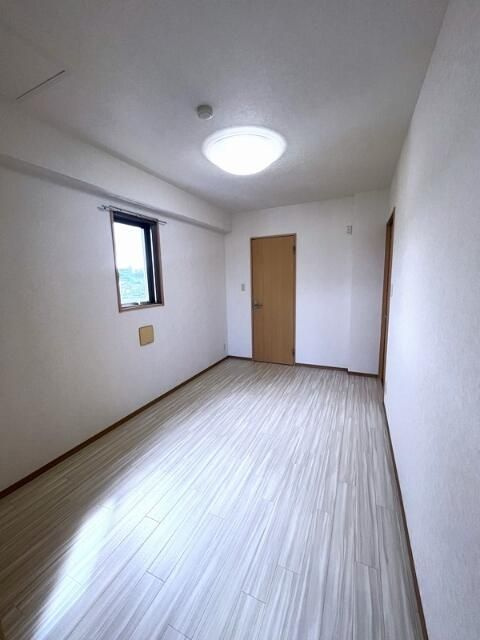 レグラス横浜吉野町サウスの内装