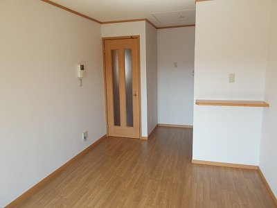 アクロスⅡの居間・リビング|ゆったりとした居間です