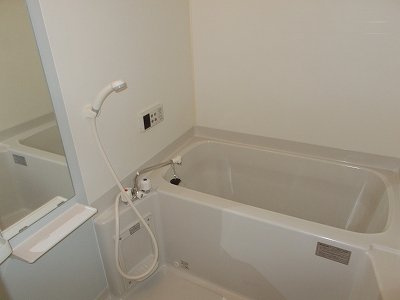 アクロスⅡの浴室|お風呂で日々の疲れを落としましょう