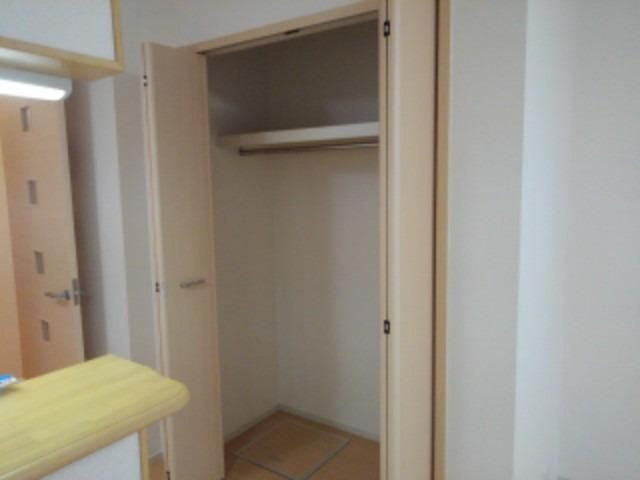 セトル・アンソレイユⅡ　Ａの収納