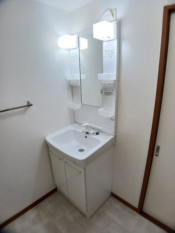 エルディムＴＫの洗面所|忙しい朝には欠かせない洗面所です