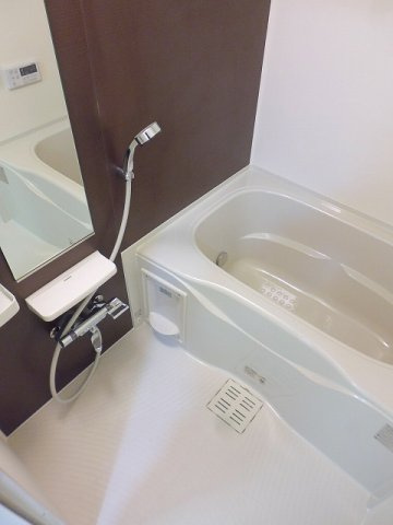 プラシード石屋山の浴室|落ち着いた空間のお風呂です