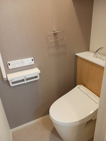 ユーセラーノＡのトイレ|トイレもきれいです