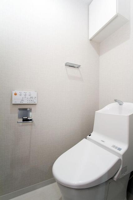 ガーデニエール砧　ＷＥＳＴのトイレ|※写真は同タイプ住戸です。