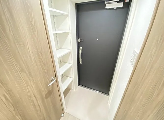 COCOCUBE板橋本町の玄関