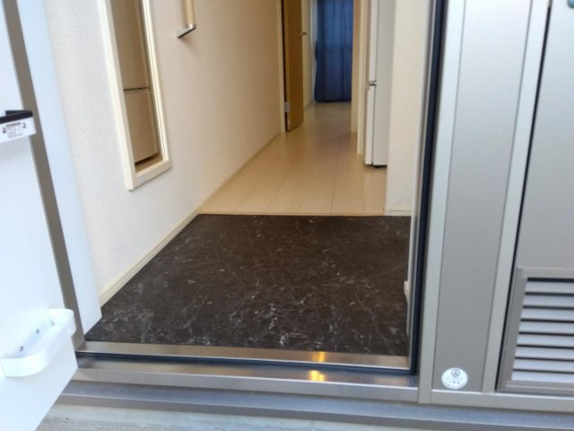 クレイノクレールの玄関