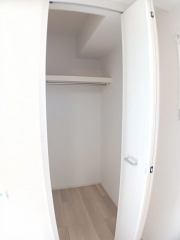 メゾン　グレーヌ王子町Ⅰの収納