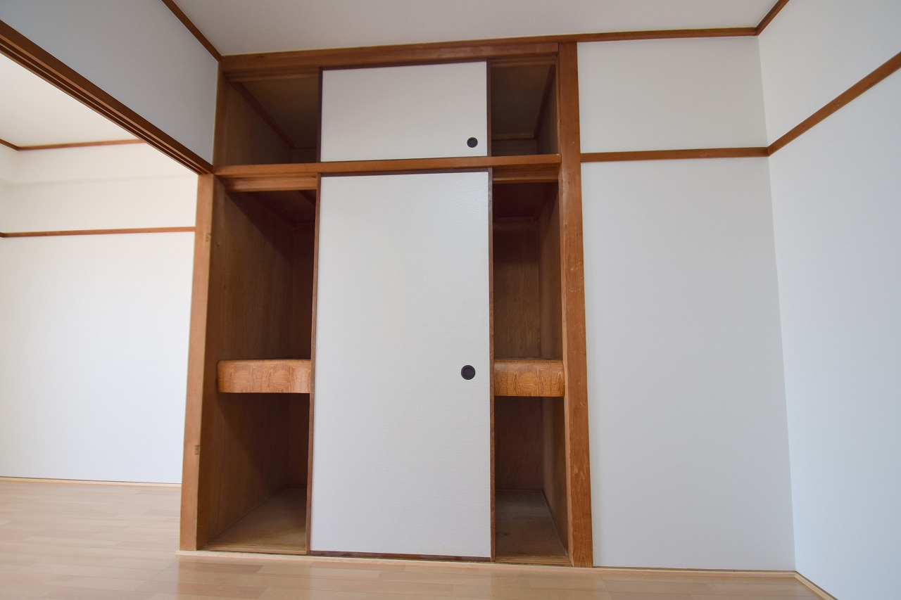 ニシキハイツの収納