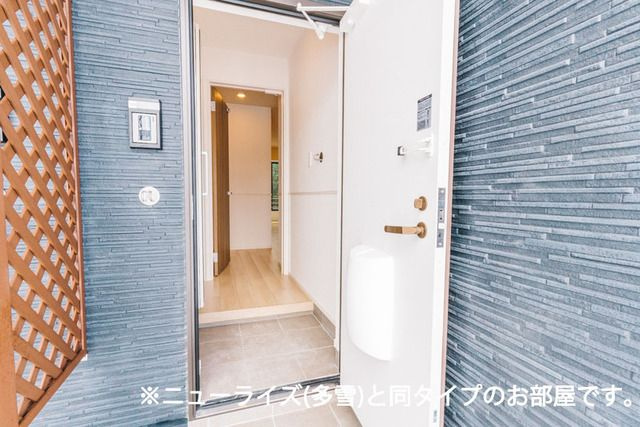 アヴニールやぶなみⅠの玄関