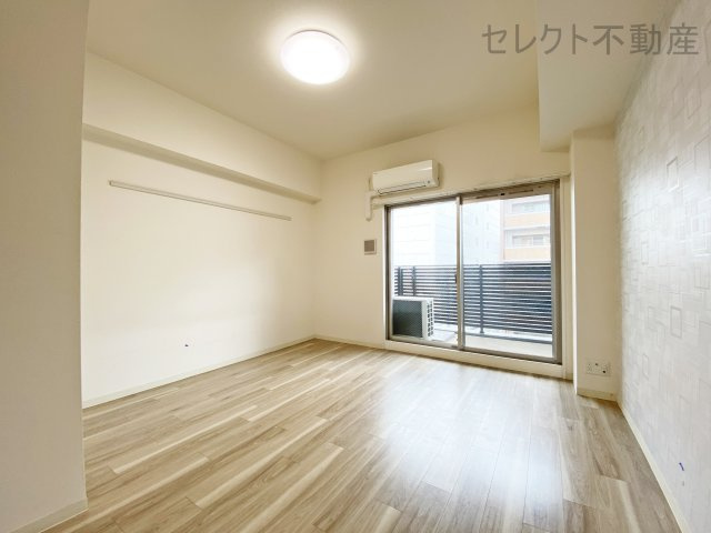 プレサンス　ＴＨＥ　栄の居間・リビング