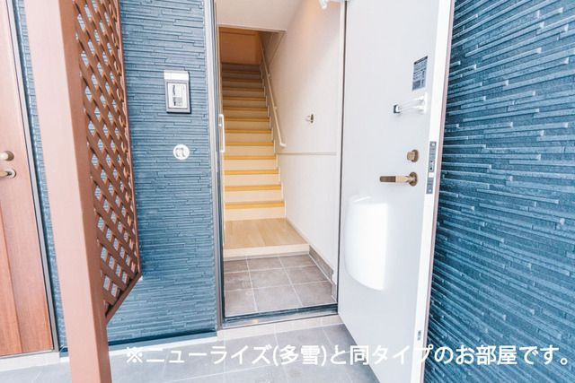 アヴニールやぶなみⅠの玄関