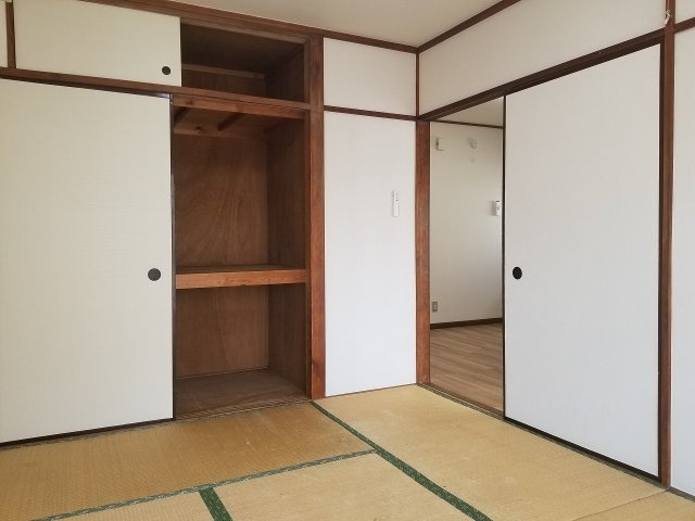 サニーハイムＡ棟の和室