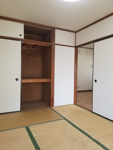 サニーハイムＡ棟の和室
