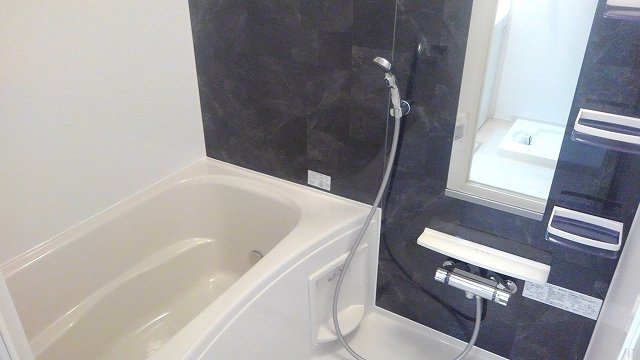 コスモアクレオの浴室
