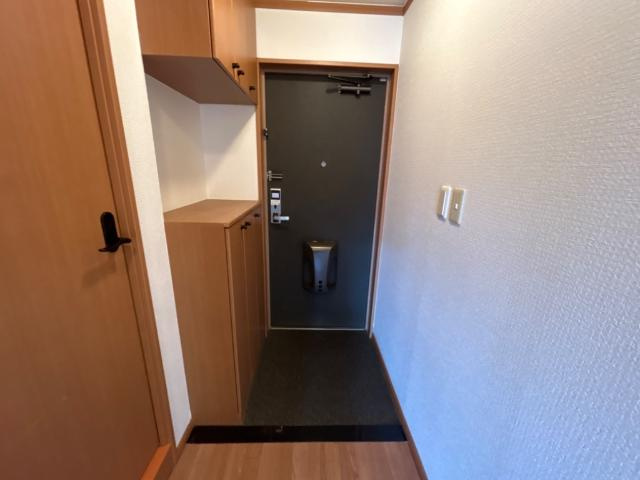 グラッチェⅡ番館の玄関|玄関