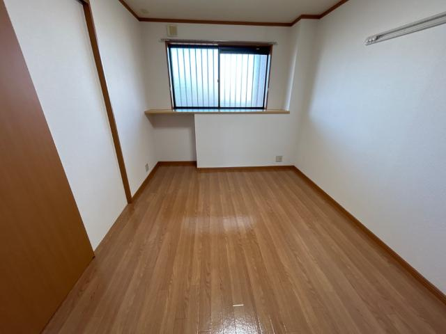 グラッチェⅡ番館の内装|洋室