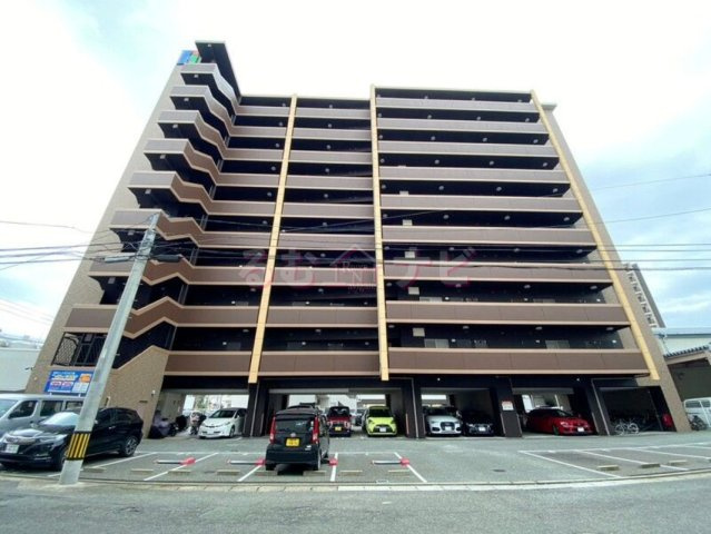 福岡市博多区竹下２丁目の賃貸マンションの外観