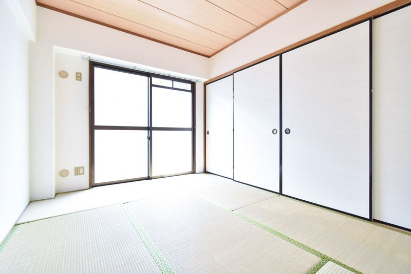 エスティーム・アン櫛原の和室