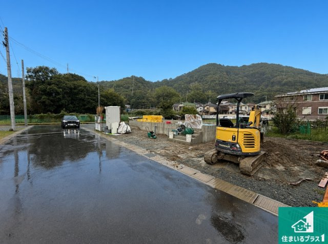 姫路市広畑区西蒲田　第20期　新築一戸建ての前面道路含む現地写真|周辺は落ち着いた街並みの住宅地！子育てがしやすい住環境です！まだ未完成ですが、現地でしかわからない事もございます。是非一度ご覧ください。
