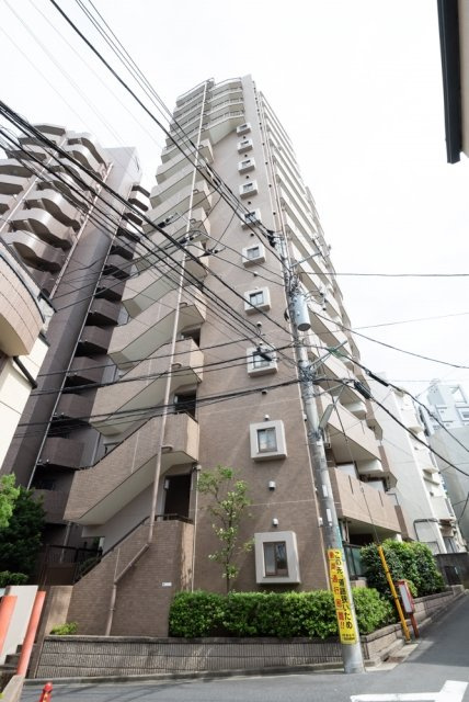ステージファースト三軒茶屋の外観