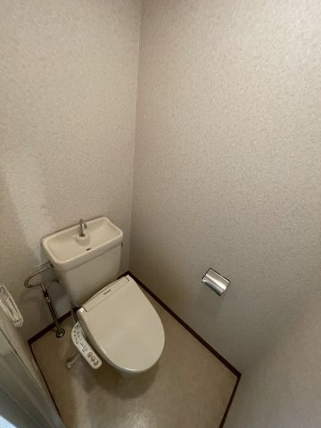 調布市調布ケ丘１丁目の賃貸マンションのトイレ|別部屋参考写真