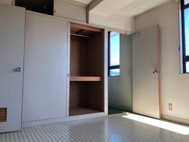 グランドハイツ田辺の収納