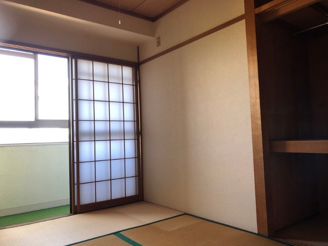 グランドハイツ田辺のバルコニー