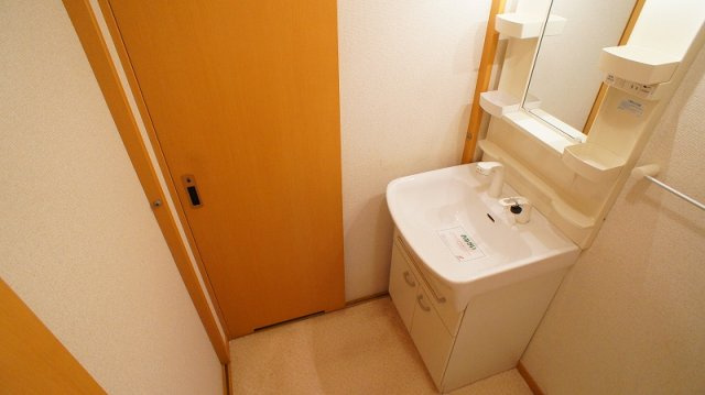 グランドソレイユの洗面所|スペースが確保できる洗面所です