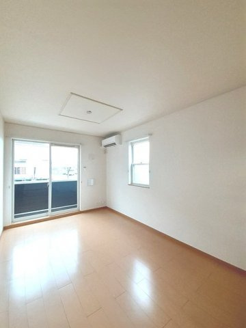 スワン　ＫＩＴＡＭＵＲＡ　Ｂの居間・リビング
