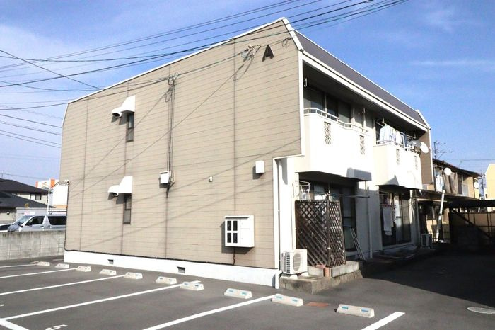 ドミール平野　A棟の外観