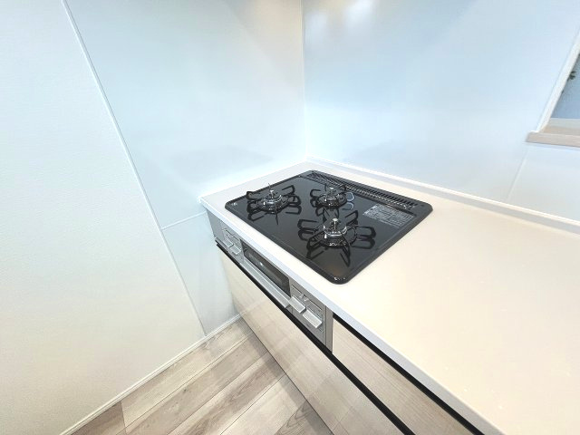 【キッチン】 | 福岡市南区三宅2丁目4期　1号棟（全1棟）【仲介手数料無料・0円】 | 施工例。施工例は完成時と異なる場合があります。