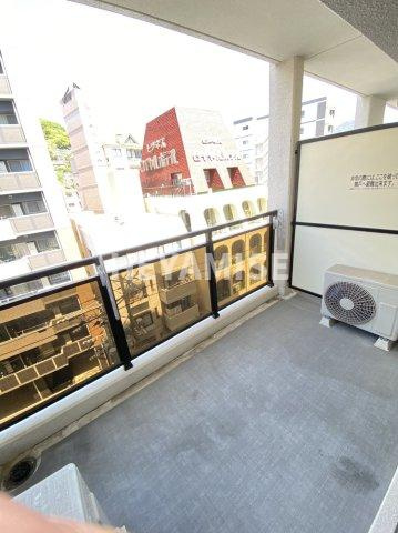 ファミーユ南蛮の駐車場|※同物件同室タイプの写真でございます※現況を優先します