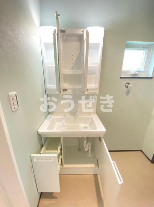 新築　西戸部町一丁目貸家の洗面所