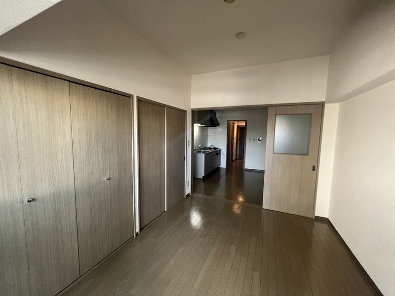ISIIビルの寝室