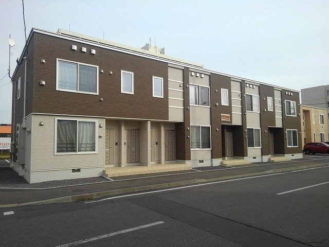 ＫＯＭＡＫＵＳＡの外観|外観は落ち着いています