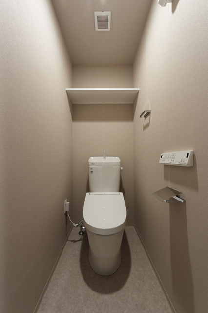 エル・セレーノ横浜のトイレ|※写真は同タイプ住戸です。