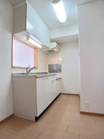 パールオブエビスＧのキッチン|コンパクトなキッチンで掃除もラクラク